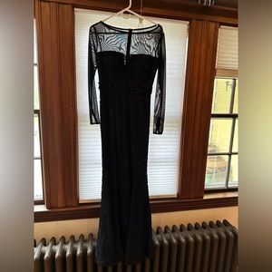 Monique Lhuillier Blue and Black gown